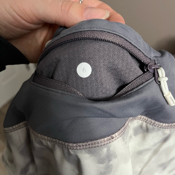 Lululemon Skort - Picture 3 of 4